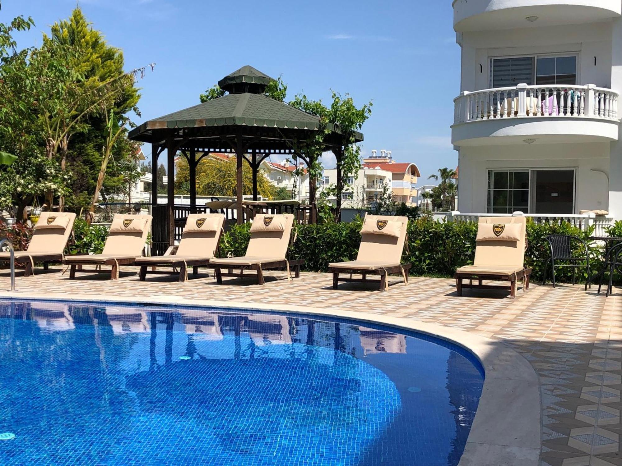 Belka Golf Residence Poolside Deluxe เบเลก ภายนอก รูปภาพ